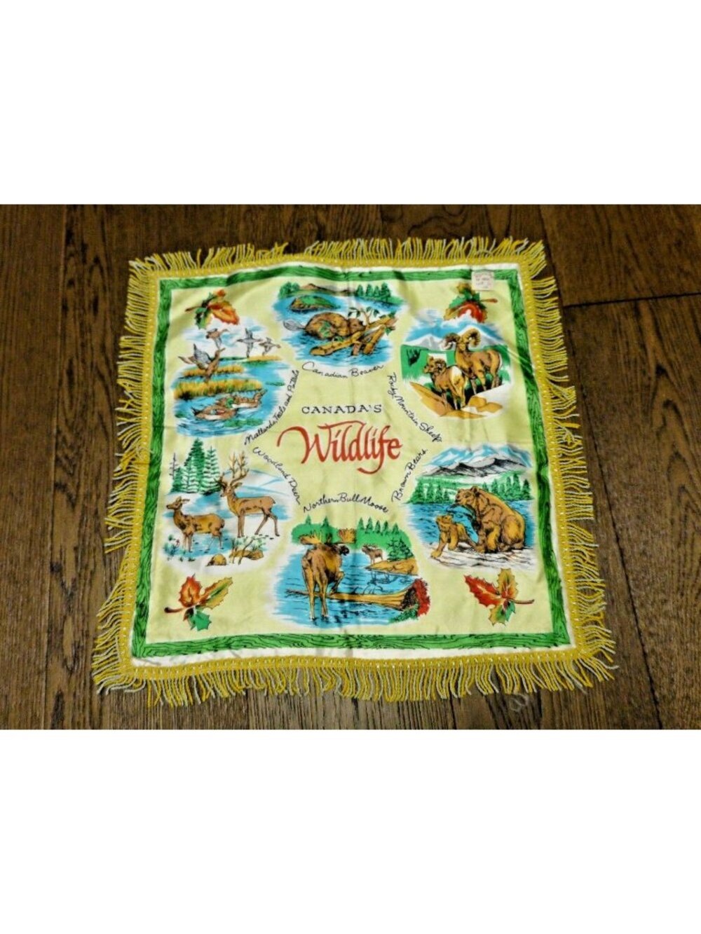 Canada Wildlife Souvenir Pillow Cover Case Fringed Vintage Tourist Giftcraft